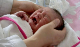 生宝宝的视频,温馨视频回顾